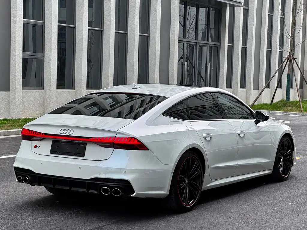 Audi A7 2019 55 TFSI quattro dynamic купить на сайте DeffCars