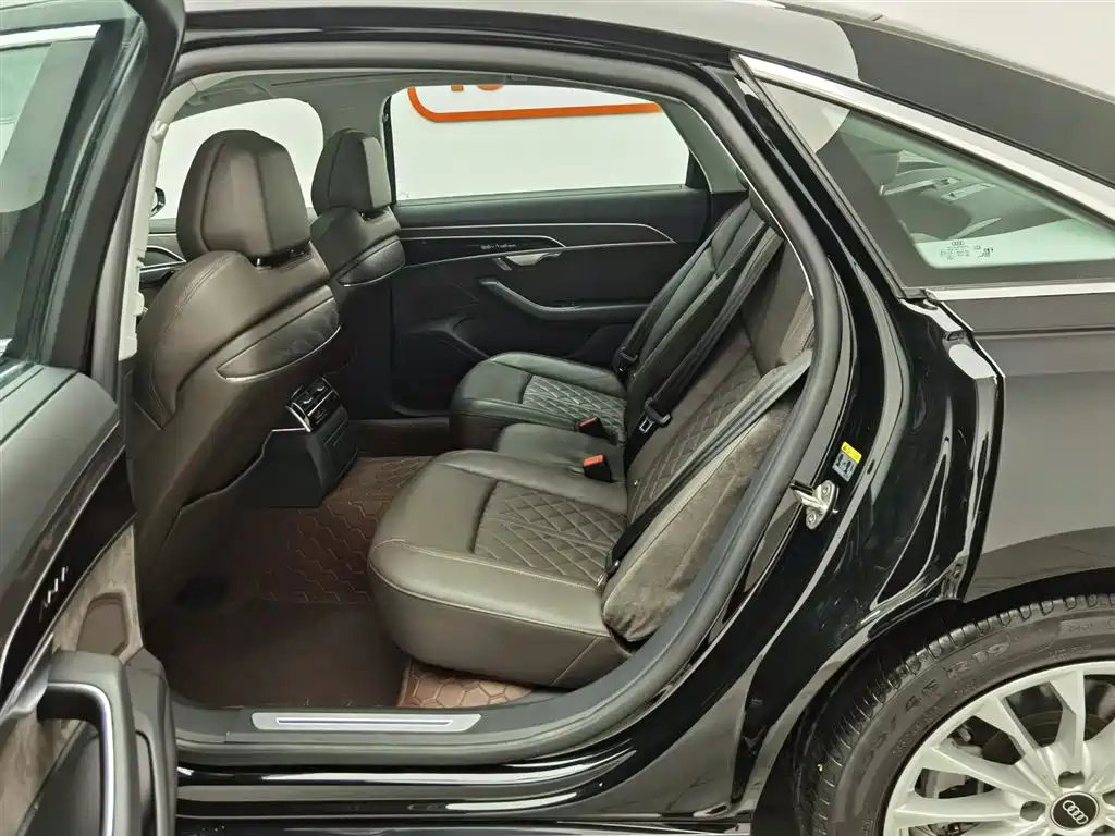 Audi A8 2022 A8L 50 TFSI quattro Comfort Collection Edition купить на сайте DeffCars