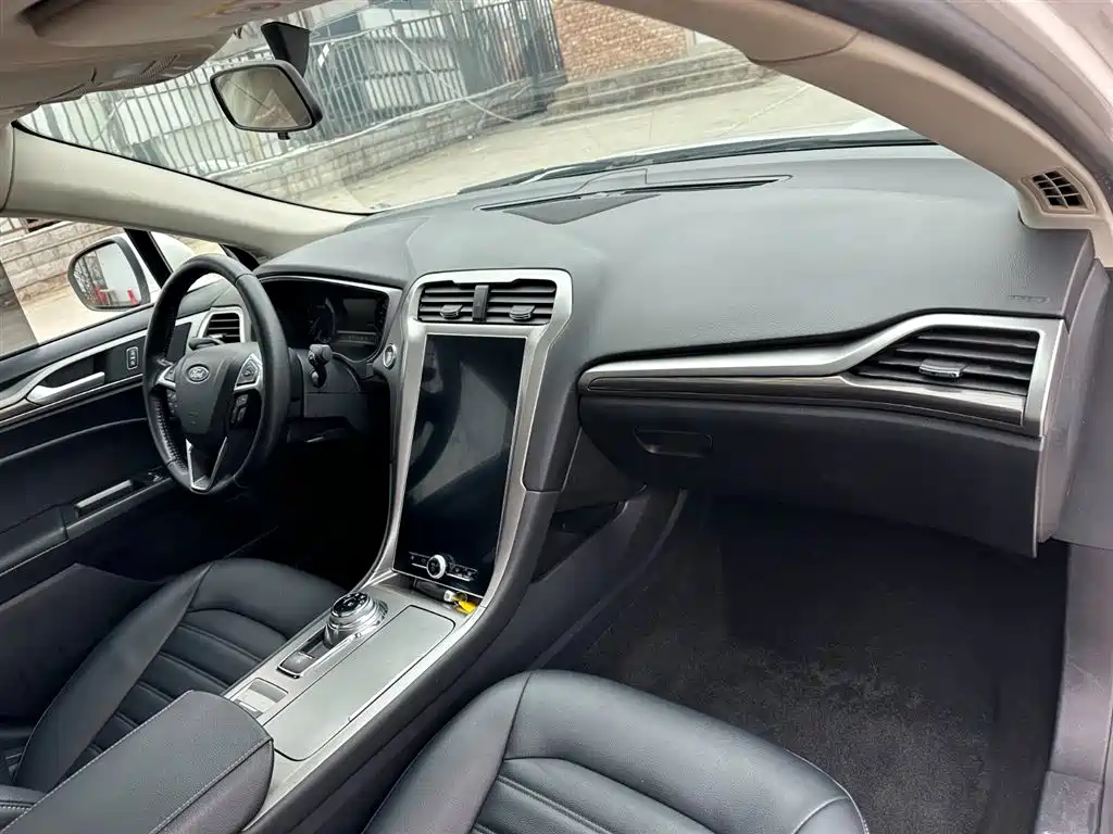 Mondeo 2020 EcoBoost 180 Fashion Model купить на сайте DeffCars