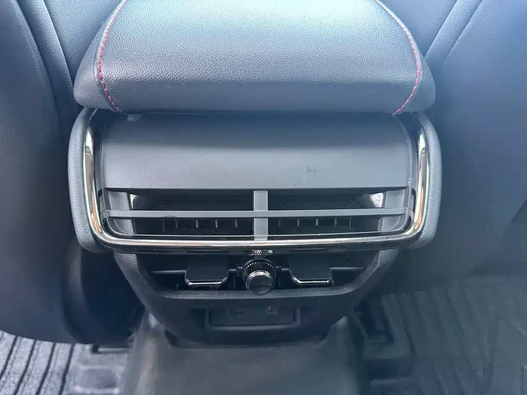 Mondeo 2023 EcoBoost 245 Luxury купить на сайте DeffCars