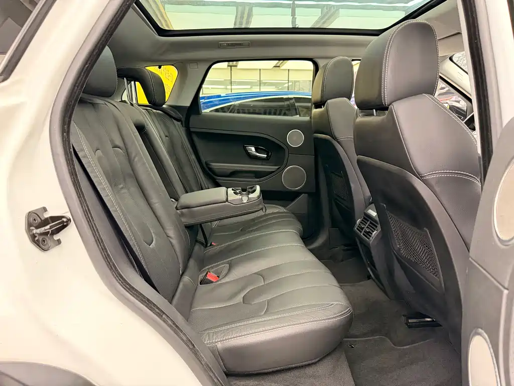 Range Rover Evoque imported 2015 2.0T 5-door dynamic version купить на сайте DeffCars