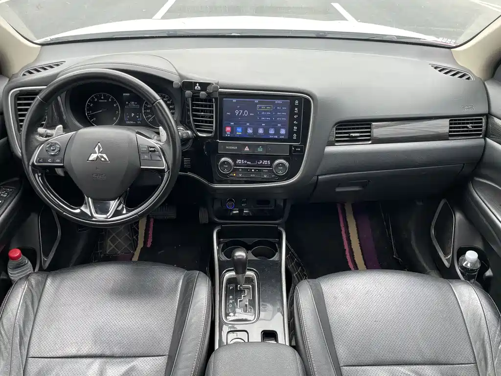 Outlander 2018 2.4L four-wheel drive elite version 5 seats купить на сайте DeffCars