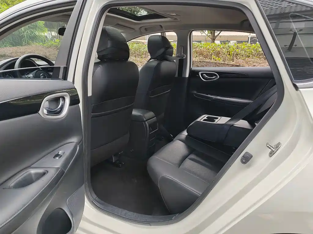 Sylphy 2016 1.6XL CVT Exclusive Edition купить на сайте DeffCars