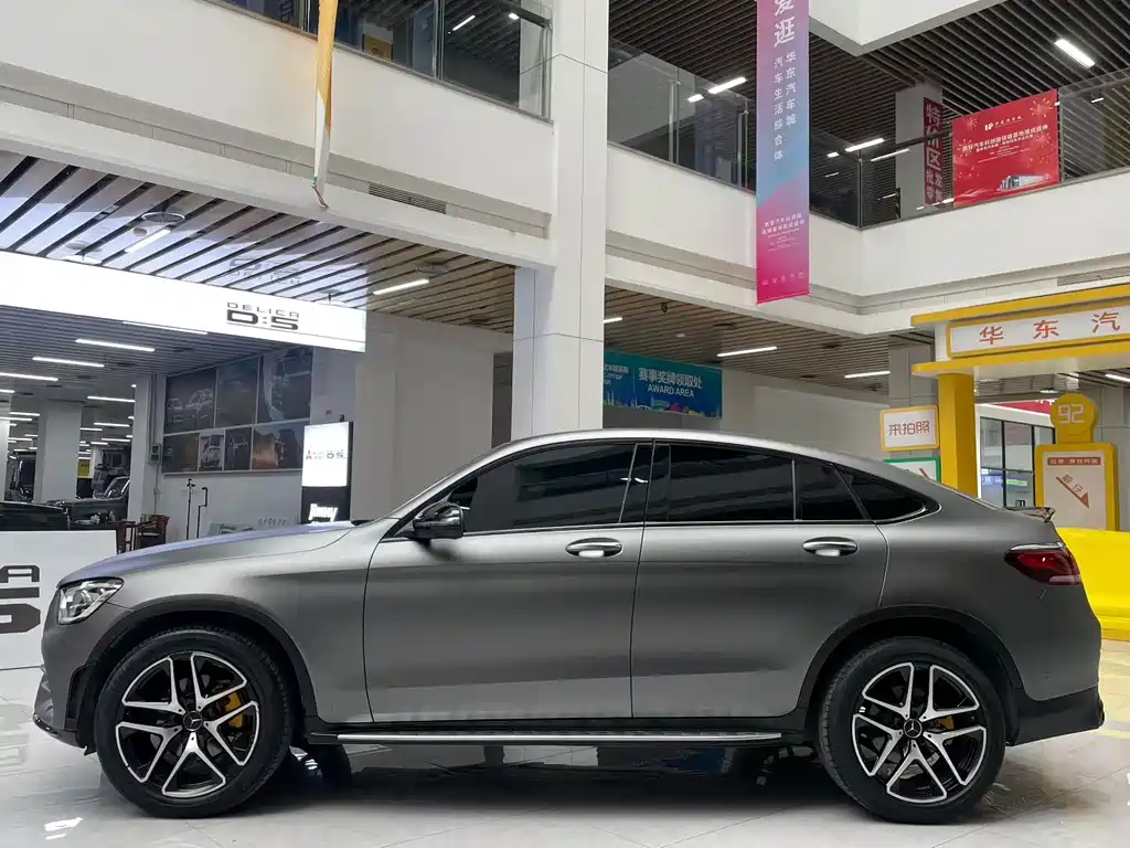 Mercedes-Benz GLC Coupe 2021 GLC 300 4MATIC Coupe SUV купить на сайте DeffCars