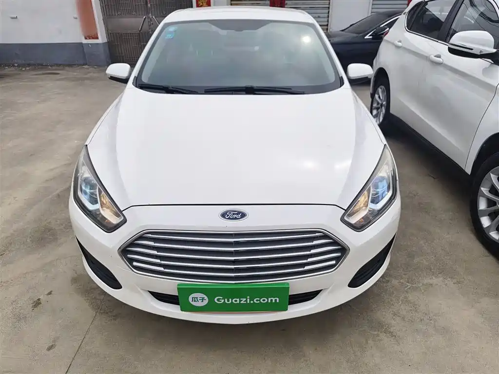 Escort 2017 facelift 1.5L automatic comfort model купить на сайте DeffCars