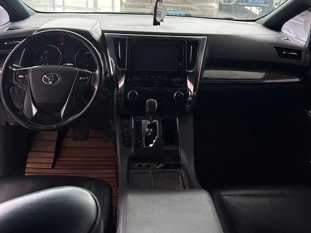 Alfa 2018 facelift 3.5L premium version купить на сайте DeffCars