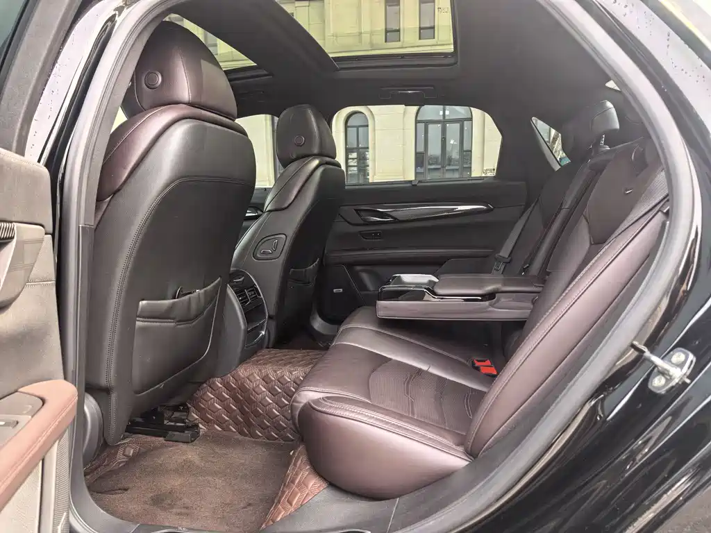 Cadillac CT6 2022 28T Premium Model купить на сайте DeffCars