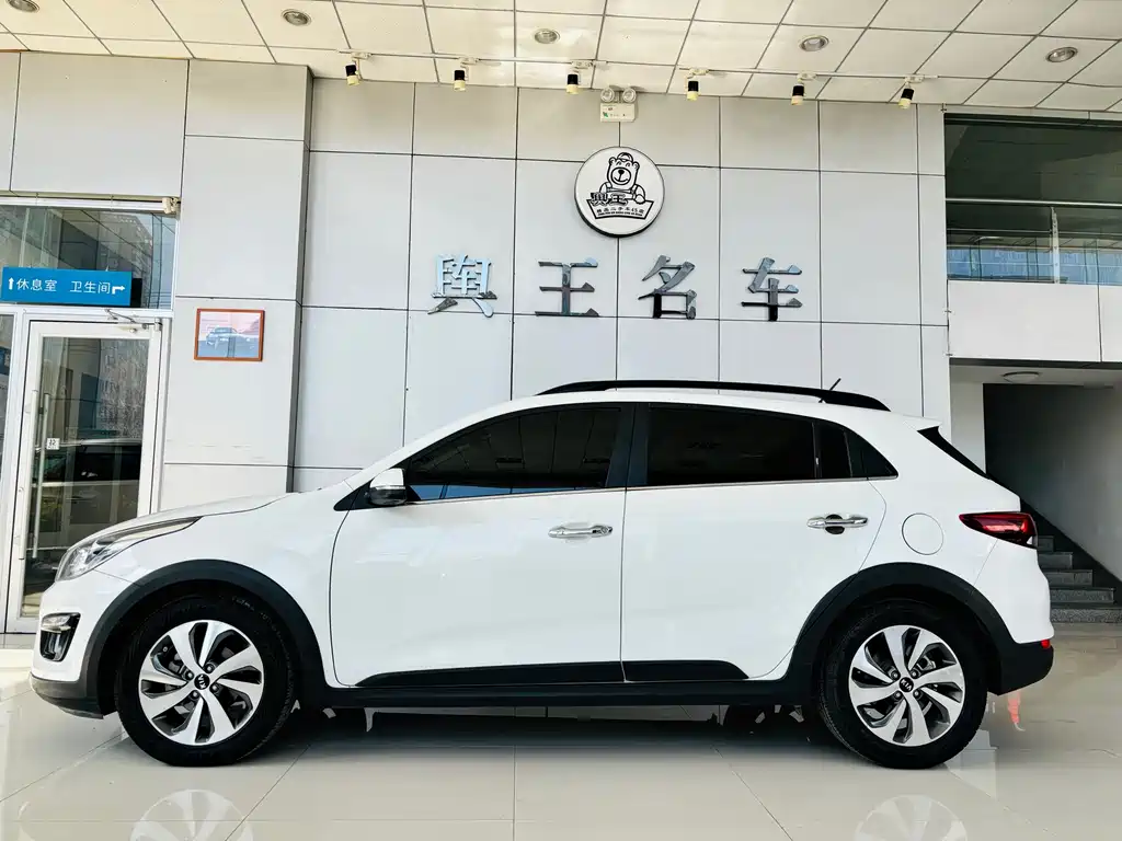 KX CROSS 2018 1.6L automatic smart sunroof version купить на сайте DeffCars