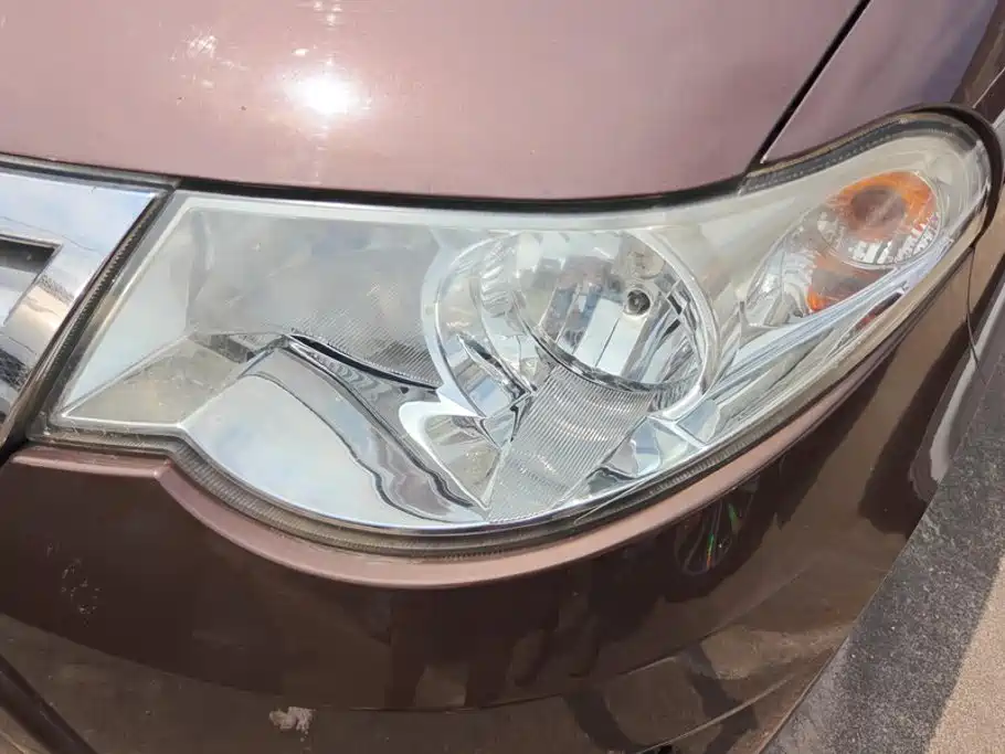 Wuling Hongguang 2015 1.2L S basic model National IV купить на сайте DeffCars
