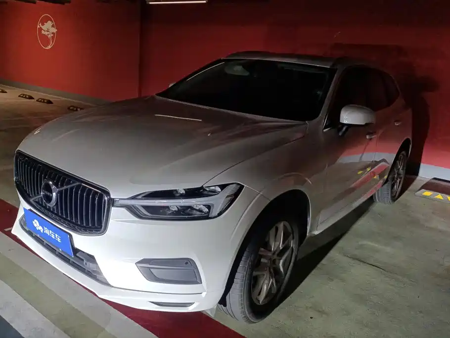 Volvo XC60 2018 T4 Zhiyi Edition купить на сайте DeffCars