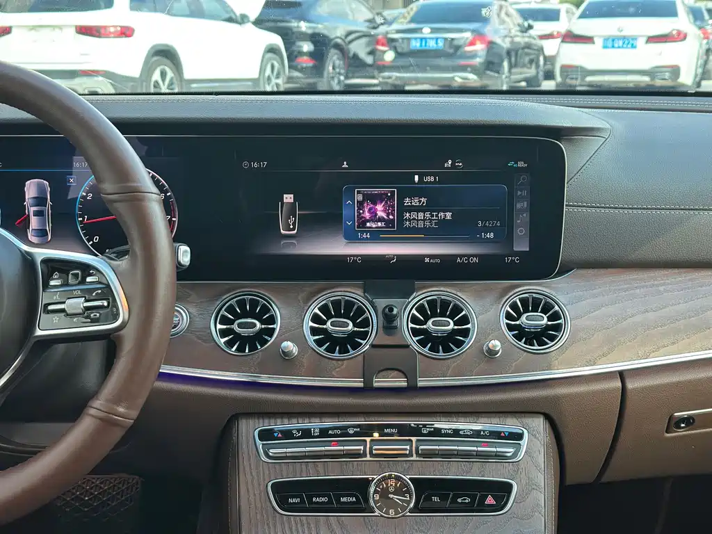 Mercedes-Benz E-Class 2020 E 300 L Luxury Model купить на сайте DeffCars