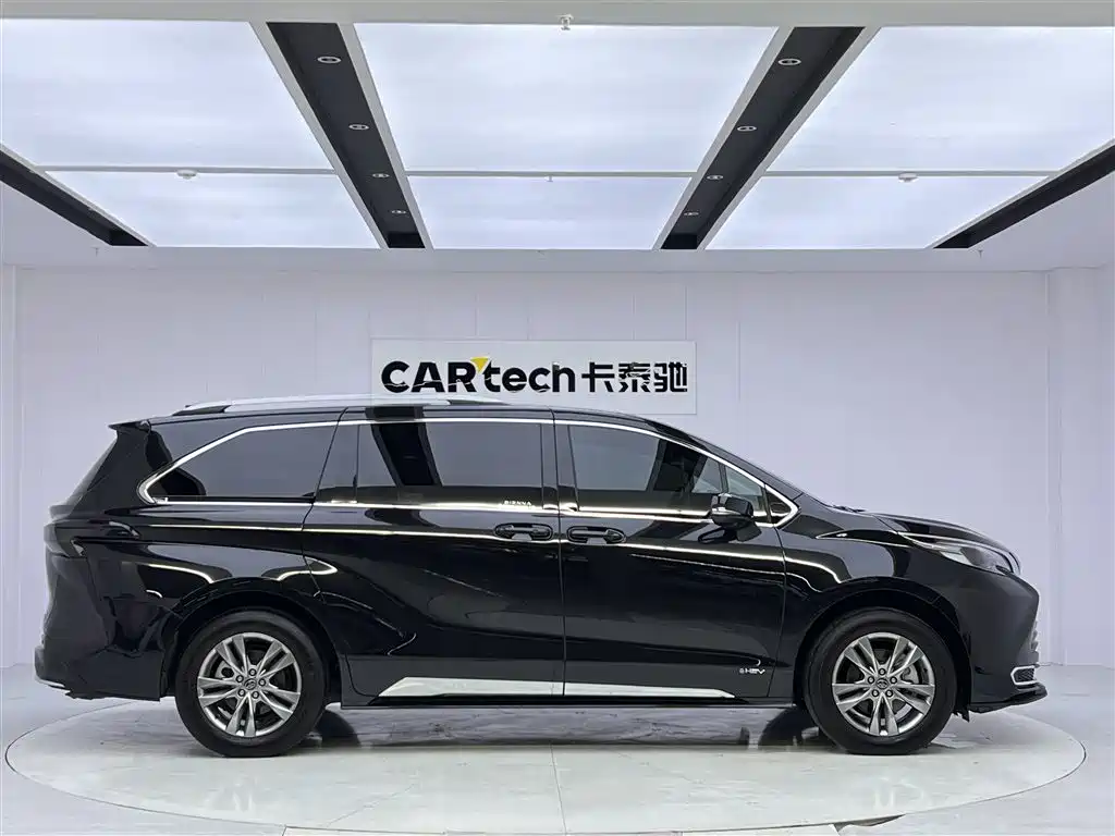 SIENNA 2024 2.5L Hybrid Comfort Edition купить на сайте DeffCars