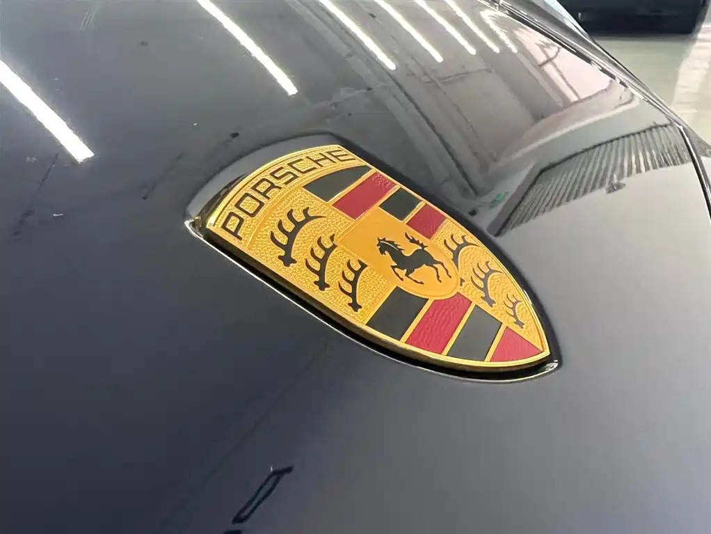 Panamera 2023 Panamera Executive Extended Edition 2.9T купить на сайте DeffCars