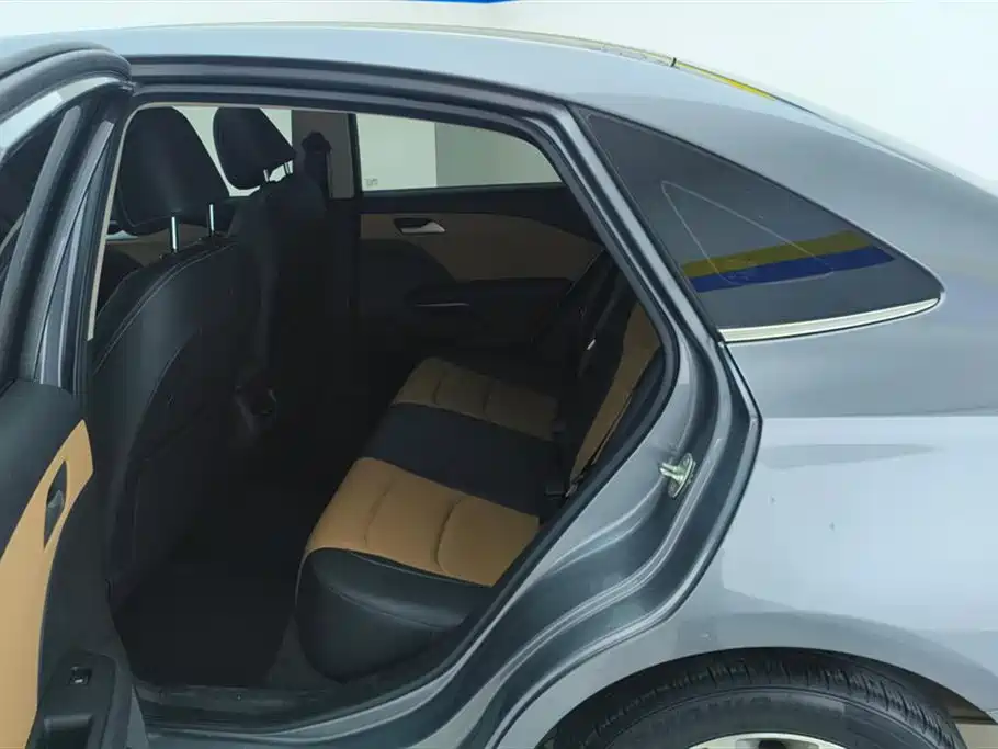 Cruze 2022 320 Automatic Sunroof Edition купить на сайте DeffCars