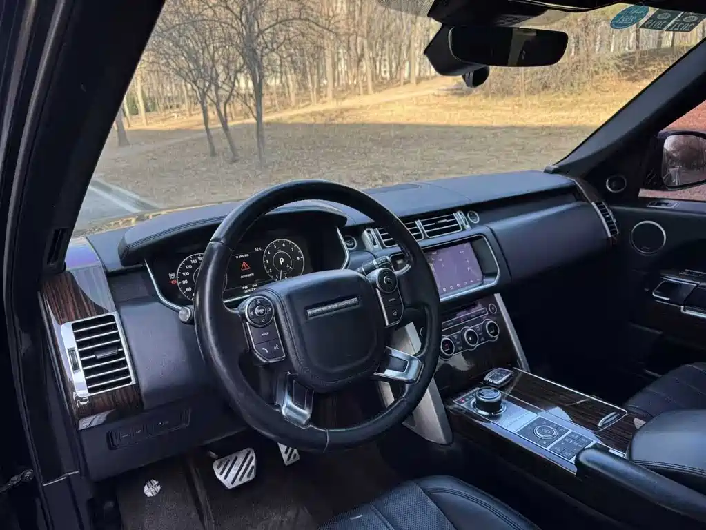 Range Rover 2017 3.0 SC V6 Vogue Extended Edition купить на сайте DeffCars