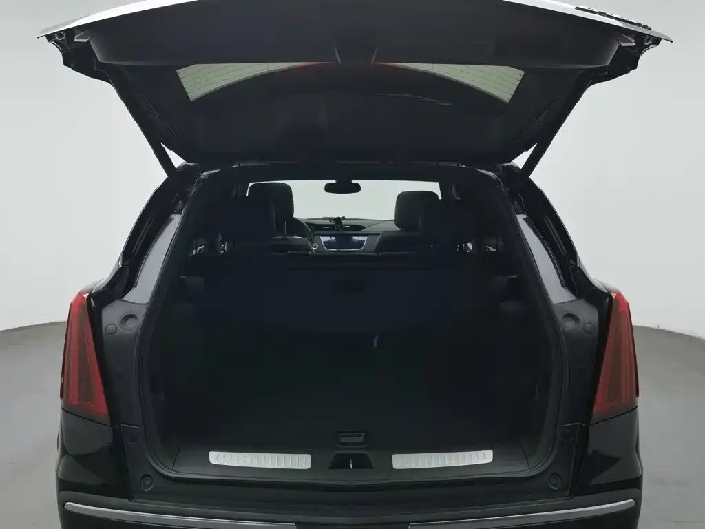 Cadillac XT5 2020 28T luxury model купить на сайте DeffCars