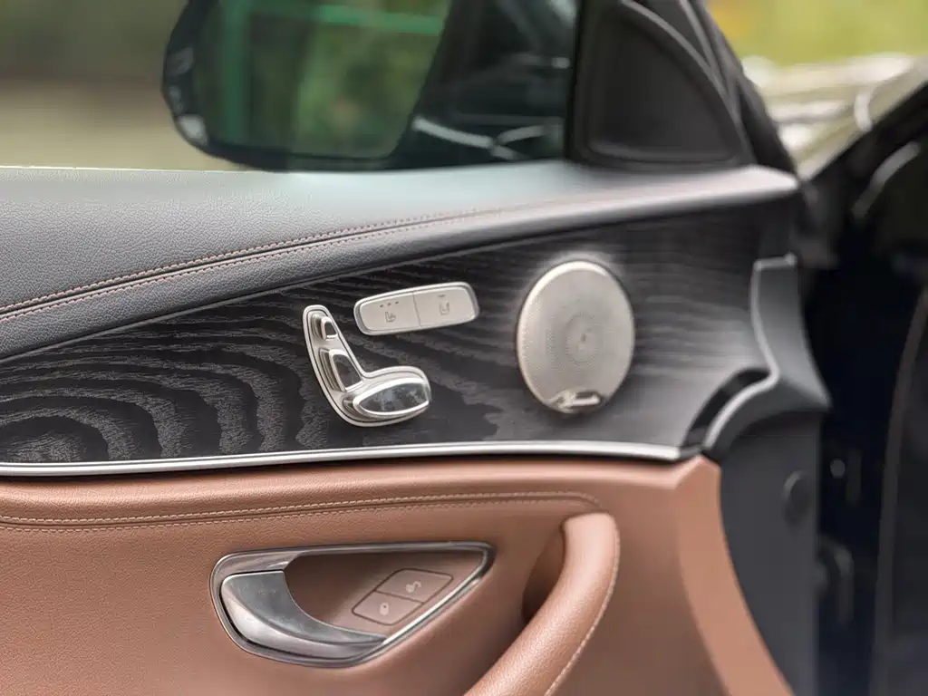 Mercedes-Benz E-Class 2022 E 300 L Luxury Model купить на сайте DeffCars