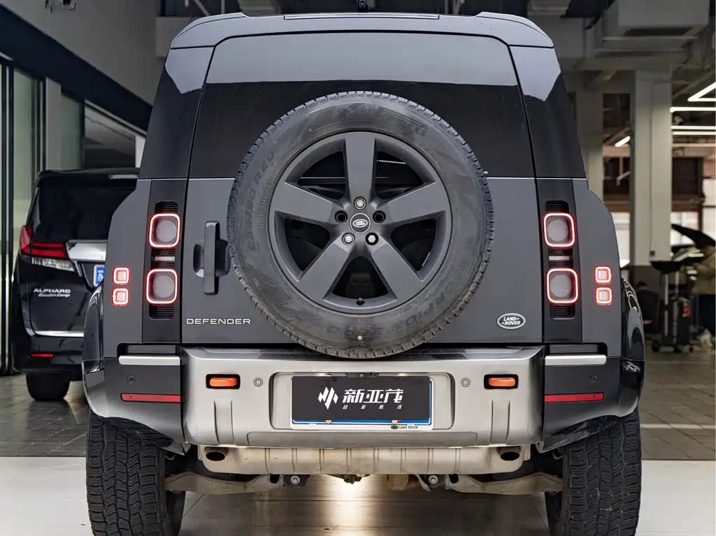 Land Rover Defender 2023 facelift 110 3.0T P400 X купить на сайте DeffCars