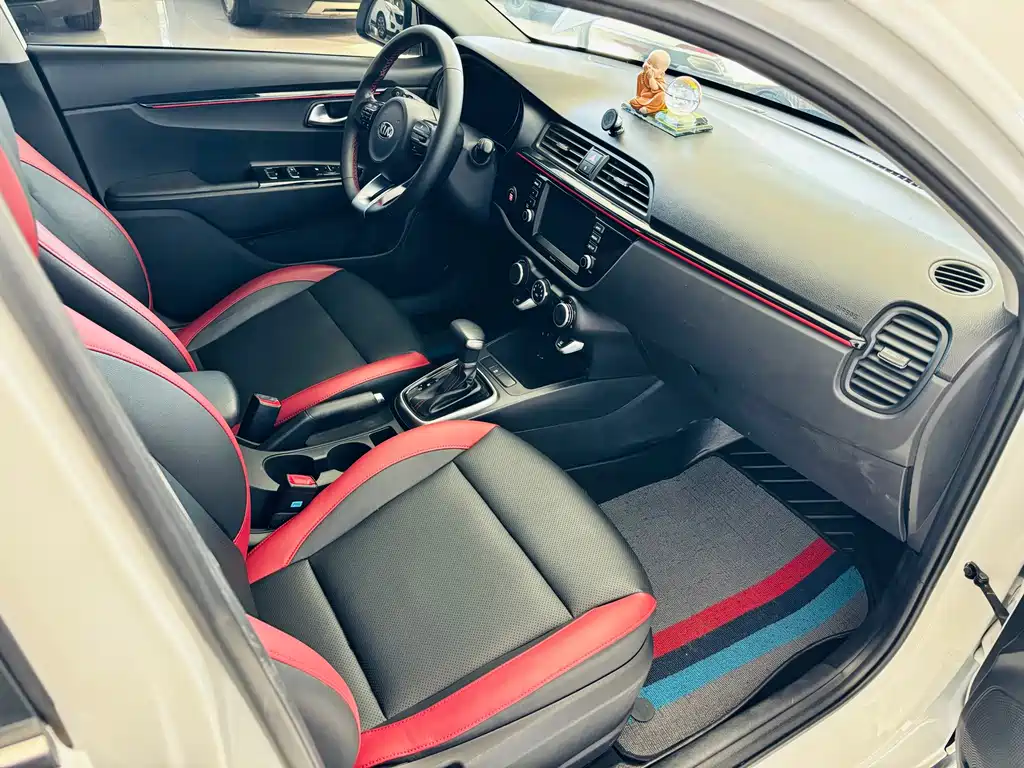 KX CROSS 2018 1.6L automatic smart sunroof version купить на сайте DeffCars