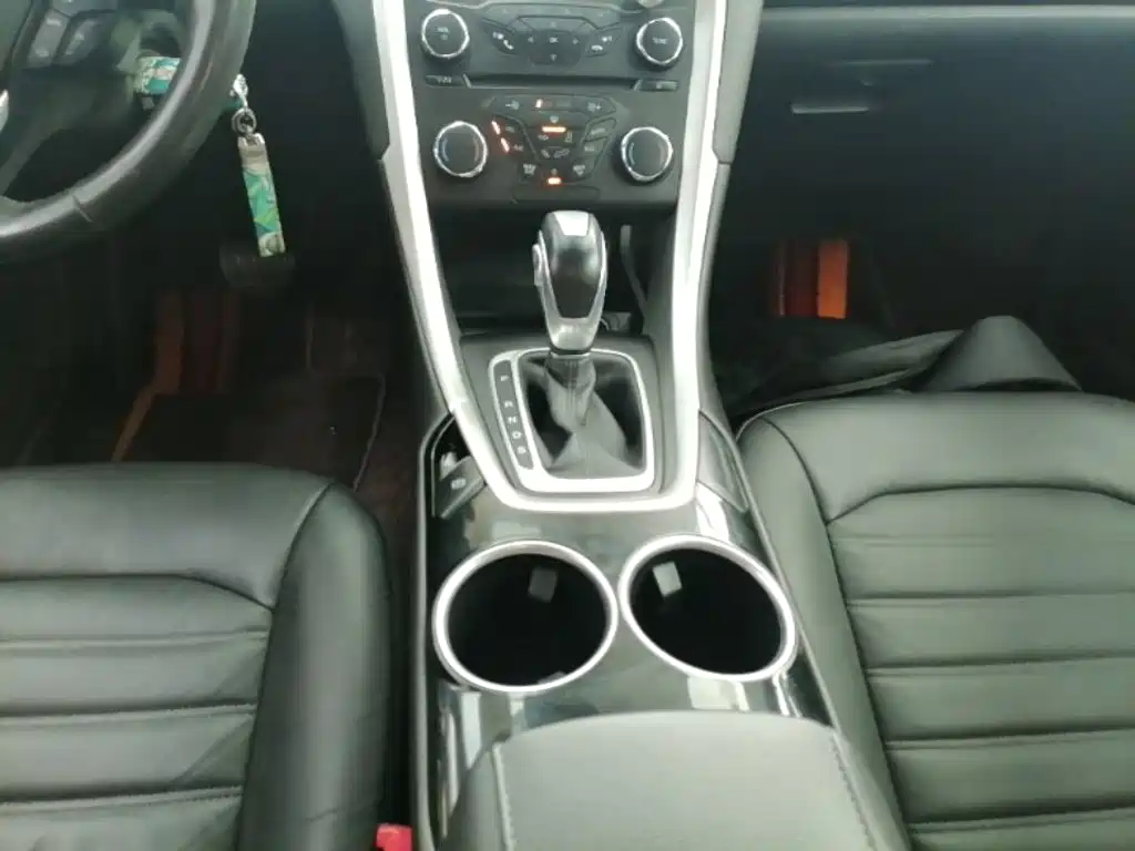 Mondeo 2013 1.5L GTDi180 fashion model купить на сайте DeffCars