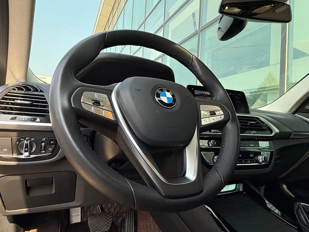 BMW X3 2021 xDrive28i Luxury Package купить на сайте DeffCars