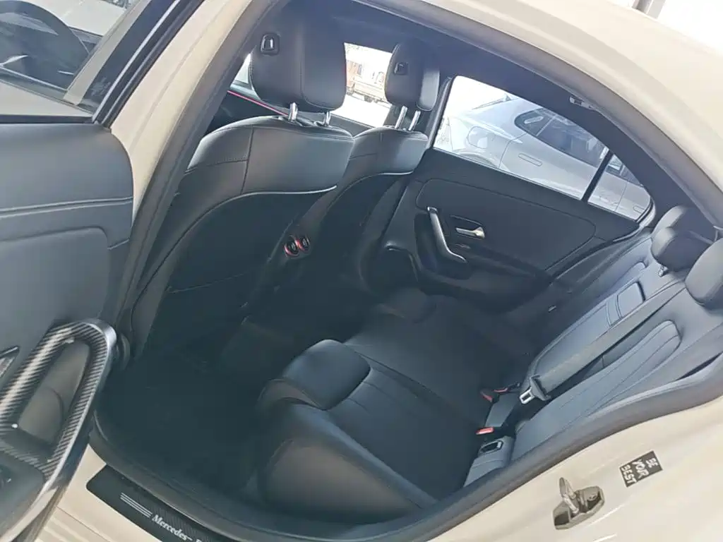 Mercedes A-Class 2022 facelift A 200 L sports sedan and fashionable model купить на сайте DeffCars