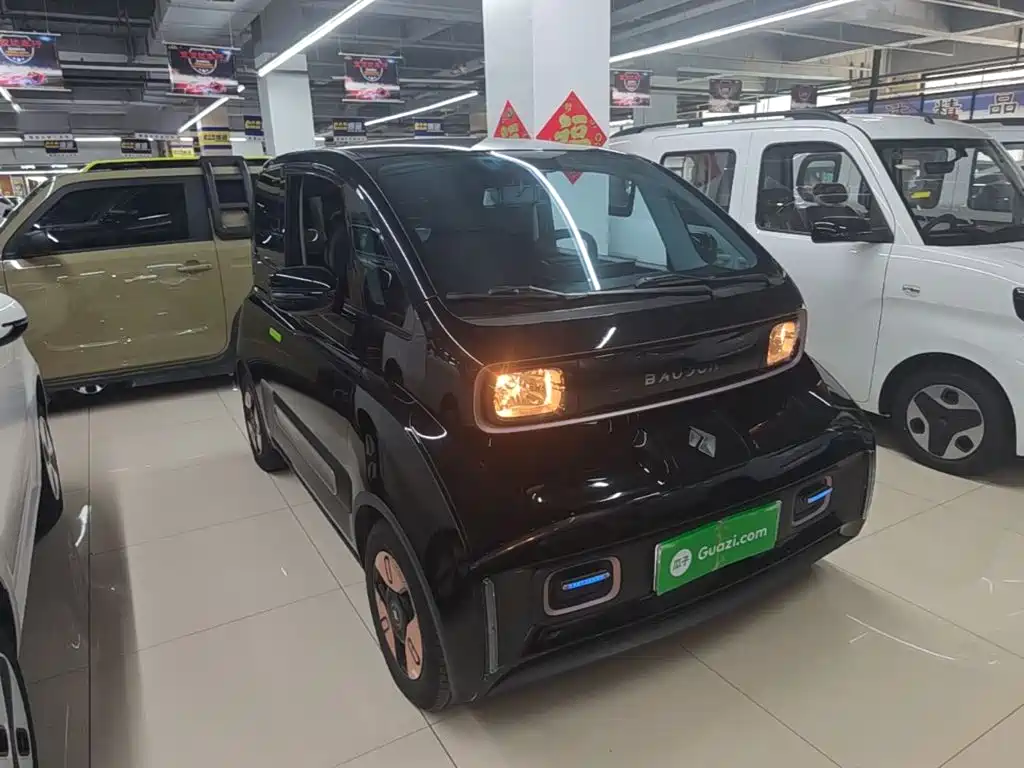 Baojun KiWi EV 2022 Designer’s Light Edition ternary lithium купить на сайте DeffCars