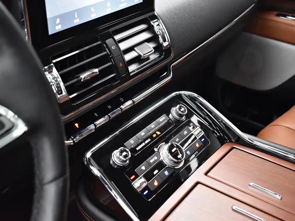 Navigator 2020 3.5T Honor Edition купить на сайте DeffCars