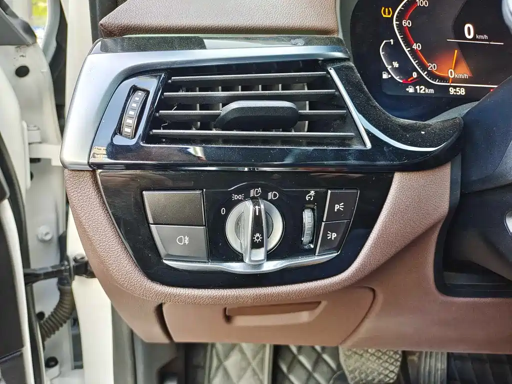 BMW 5 Series 2020 525Li M Sports Package купить на сайте DeffCars