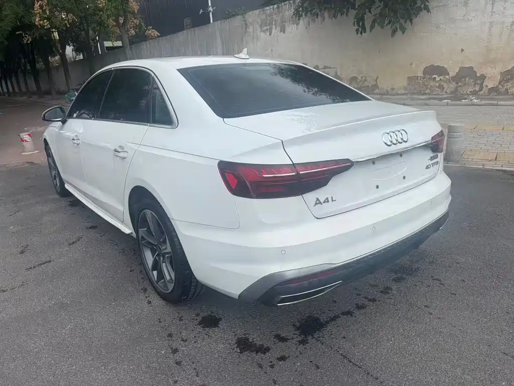 Audi A4L 2024 40 TFSI Fashionable and Dynamic купить на сайте DeffCars
