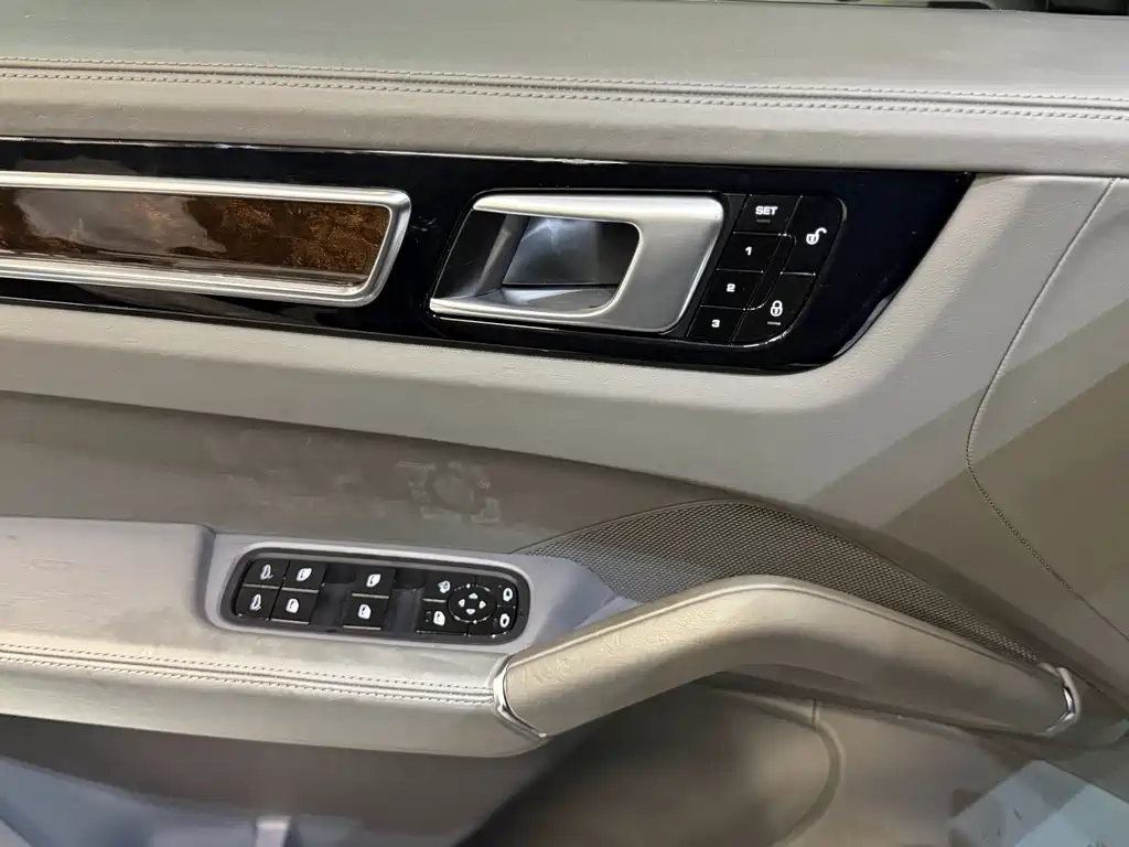Cayenne 2018 Cayenne S 2.9T купить на сайте DeffCars