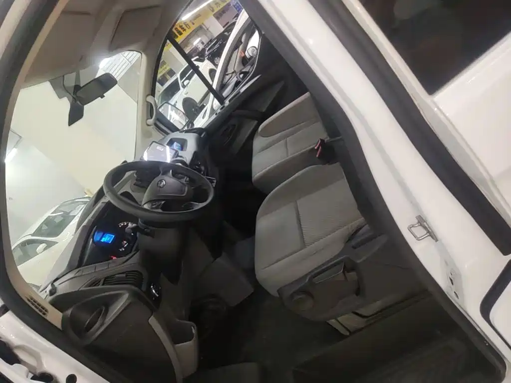 Transit 2019 2.0T Gasoline Automatic Multipurpose Commercial Vehicle Short Axle Low Top 6 Seater Country VI купить на сайте DeffCars