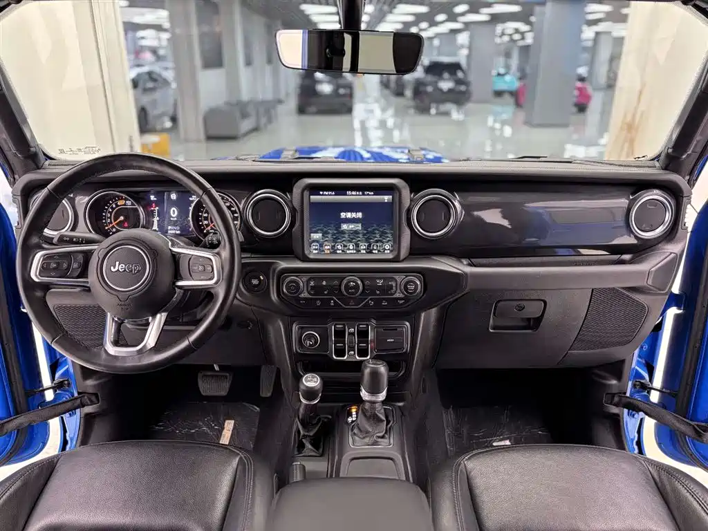 Wrangler 2022 2.0T Highlander Four-Door Edition купить на сайте DeffCars