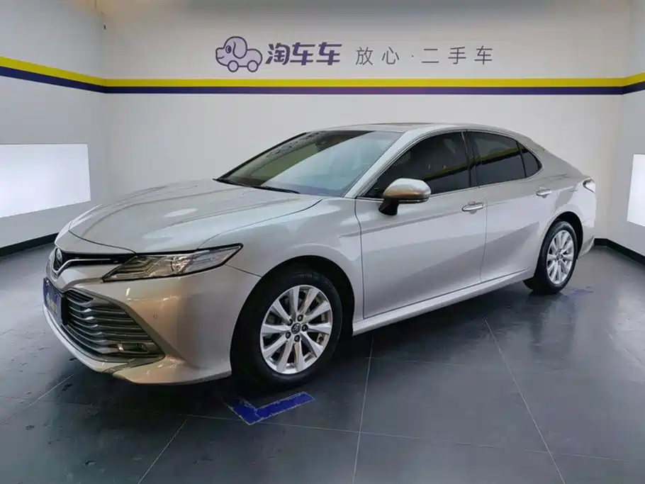 Camry 2019 2.0G Deluxe Edition National VI купить на сайте DeffCars