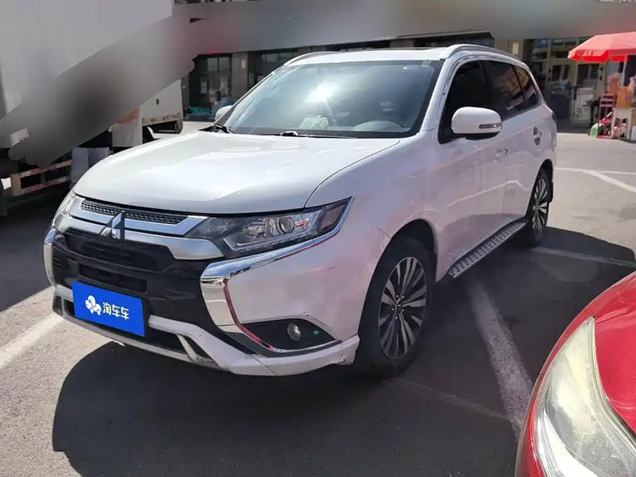 Outlander 2020 2.0L 2WD Enjoy Edition 5-seater купить на сайте DeffCars