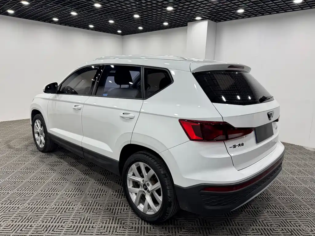 Jetta VS5 2023 280TSI automatic aggressive model купить на сайте DeffCars