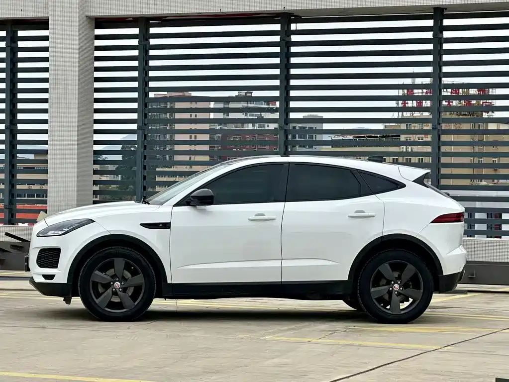 Jaguar E-PACE 2018 P200 S National V купить на сайте DeffCars