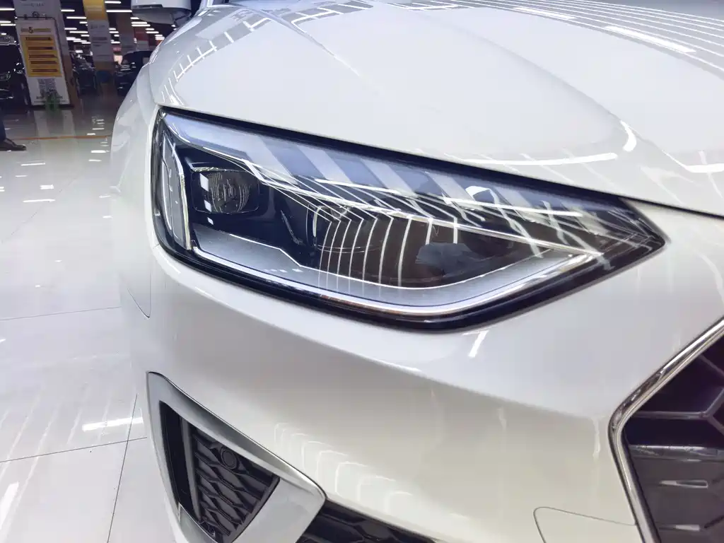 Audi A4L 2020 40 TFSI Fashionable and Elegant купить на сайте DeffCars