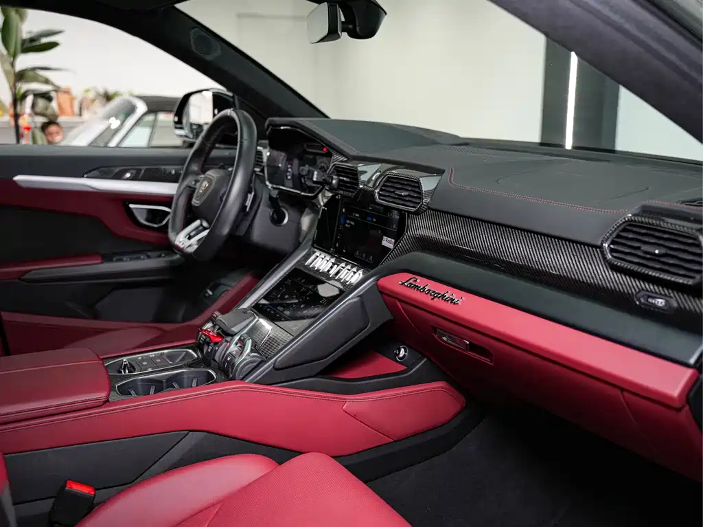 Urus 2021 4.0T V8 купить на сайте DeffCars