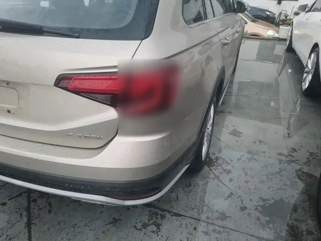 C-TREK Weiling 2017 1.6L automatic comfort model купить на сайте DeffCars