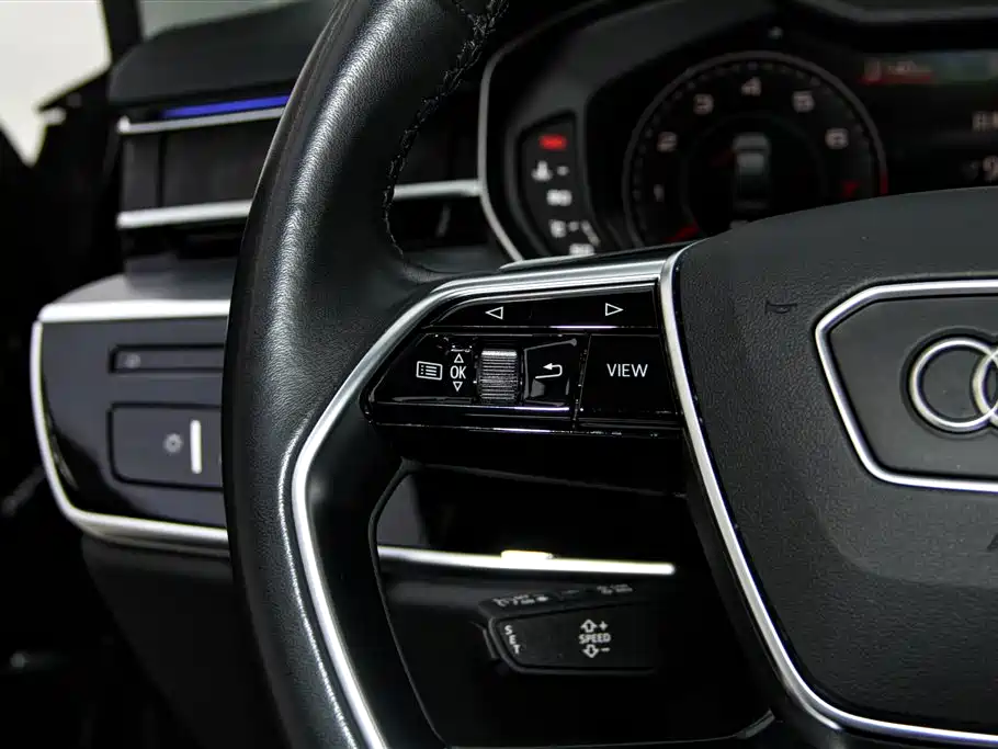 Audi A8 2024 A8L 45 TFSI quattro luxury model купить на сайте DeffCars