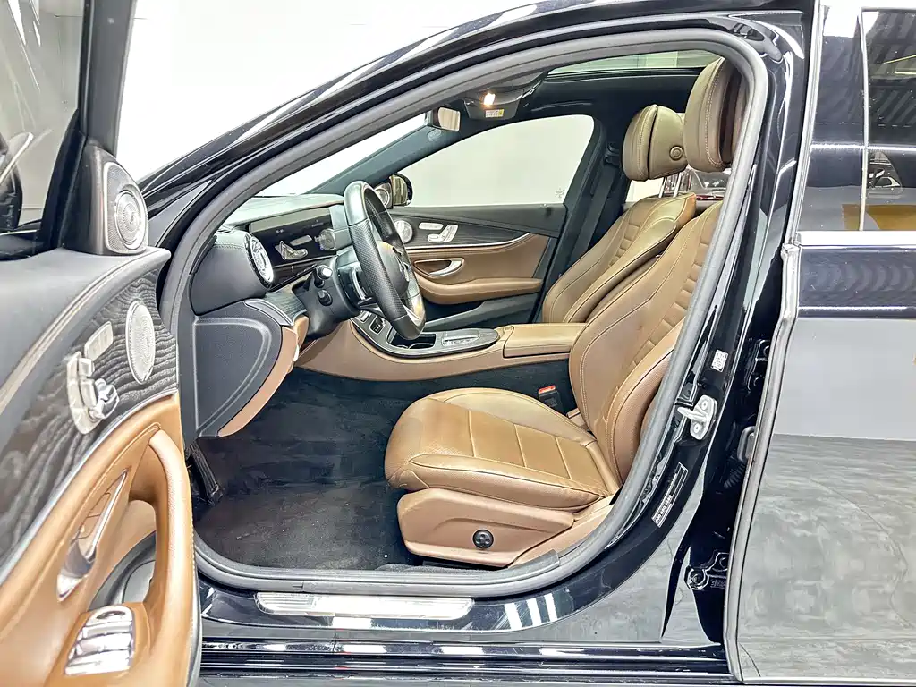 Mercedes-Benz E-Class 2022 facelift E 300 L sporty and stylish купить на сайте DeffCars