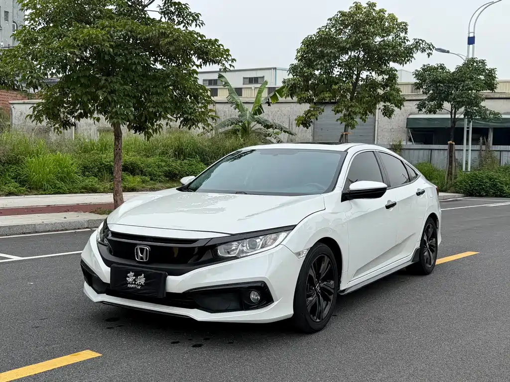 Civic 2019 220TURBO CVT combustion version National V купить на сайте DeffCars