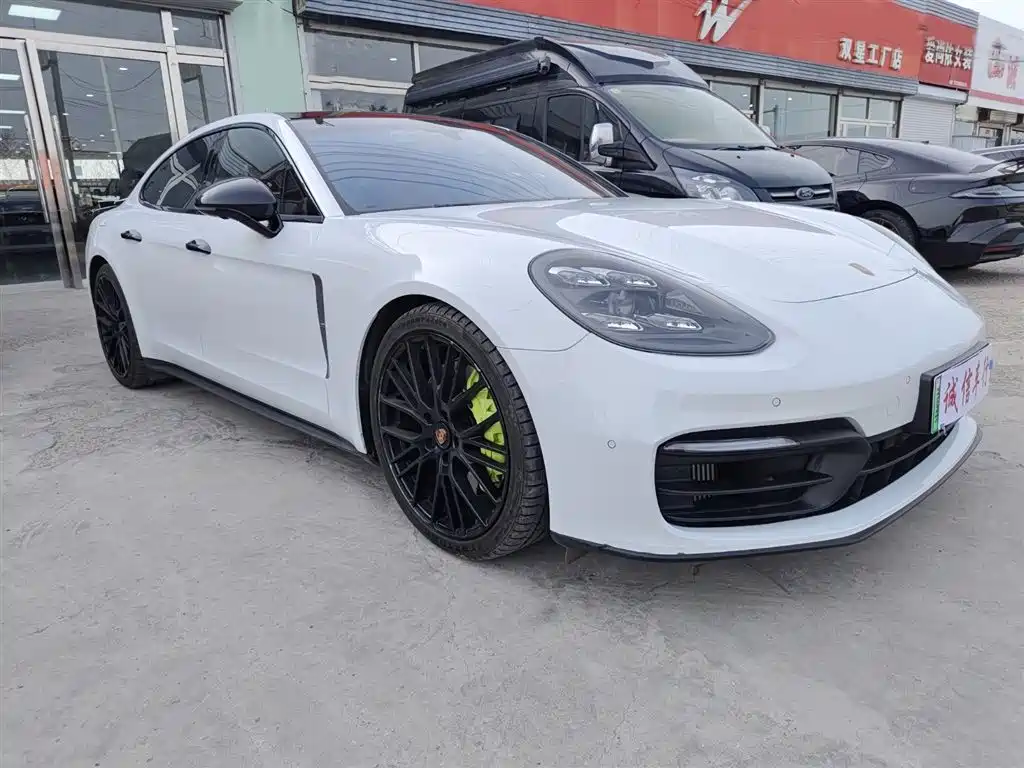 Panamera New Energy 2022 Panamera 4 E-Hybrid Platinum Edition 2.9T купить на сайте DeffCars
