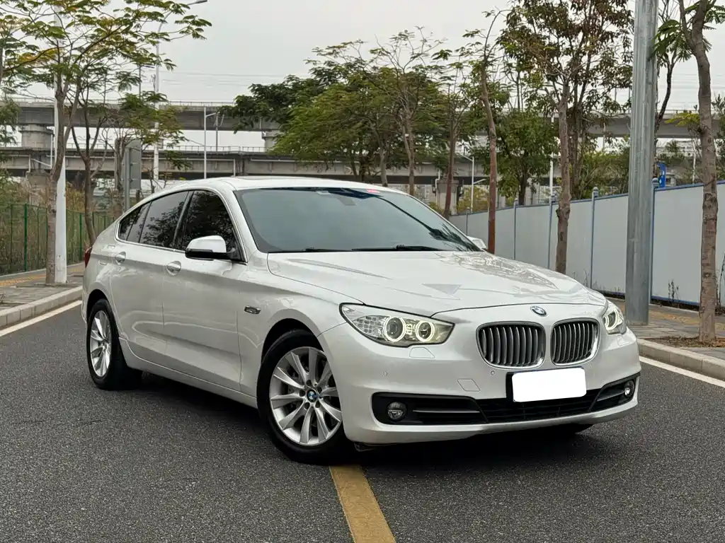 BMW 5 Series GT 2014 528i Leading Model купить на сайте DeffCars