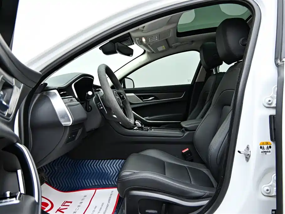 Jaguar XFL 2023 XFL 2.0T P200 2WD Elite Deluxe Edition купить на сайте DeffCars