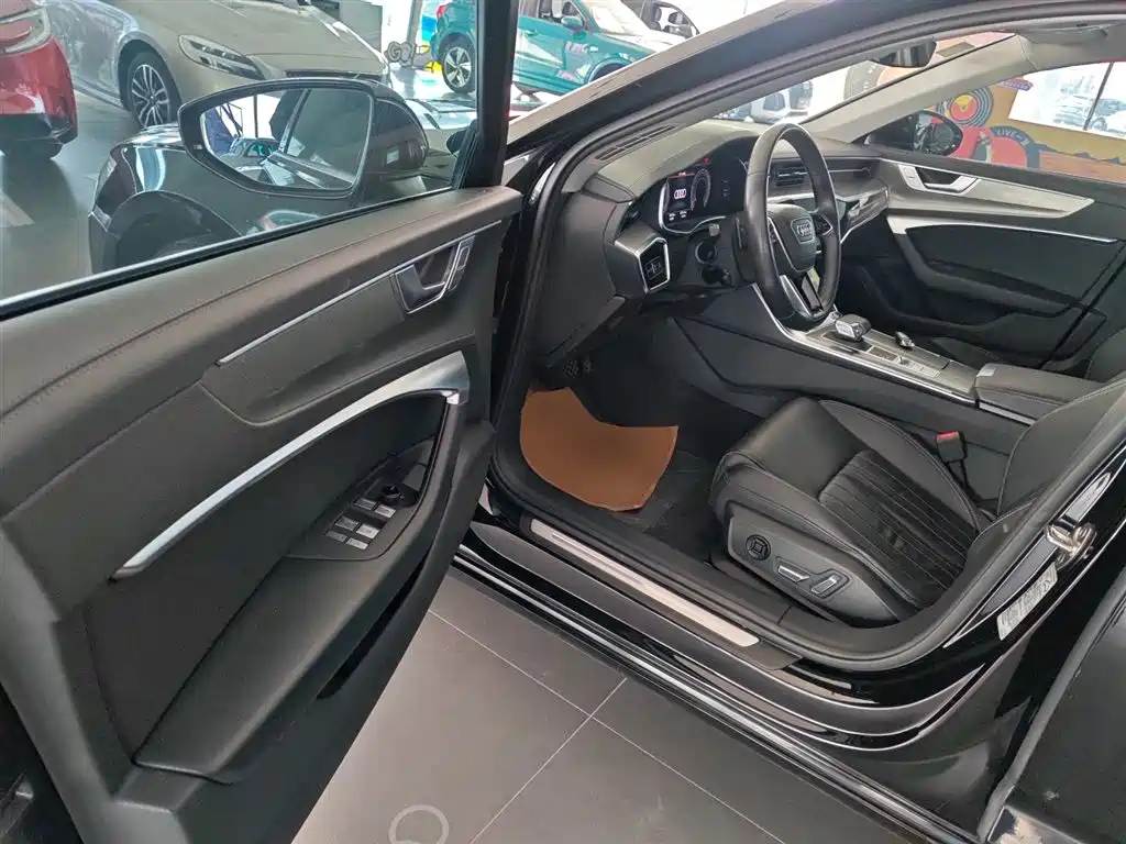 Audi A6L 2023 facelift 40 TFSI luxury and elegant model купить на сайте DeffCars