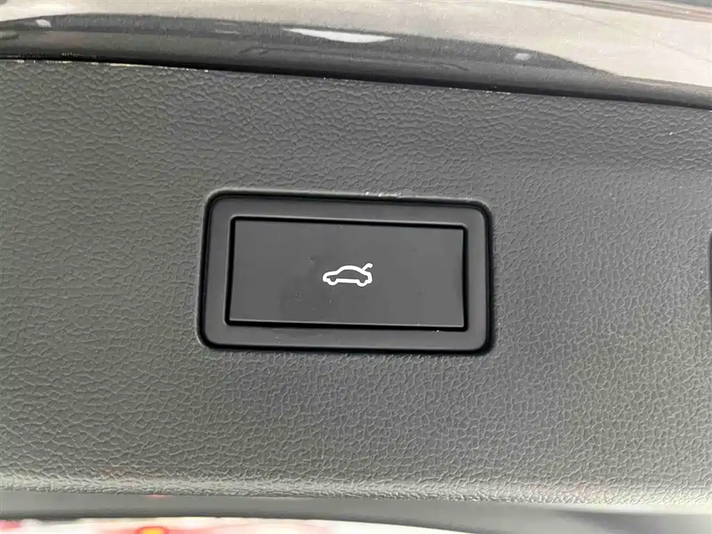 Jetta VS8 2026 280TSI Automatic Supreme Edition купить на сайте DeffCars