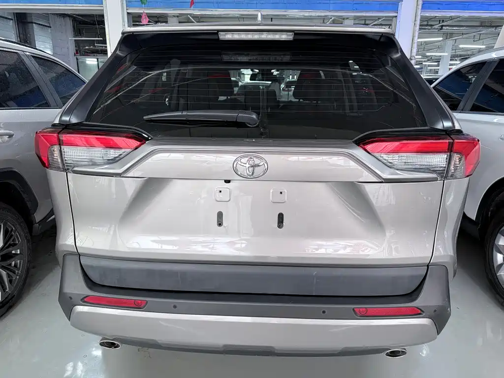 RAV4 Rongfang 2024 2.0L CVT two-wheel drive fashion Plus version купить на сайте DeffCars