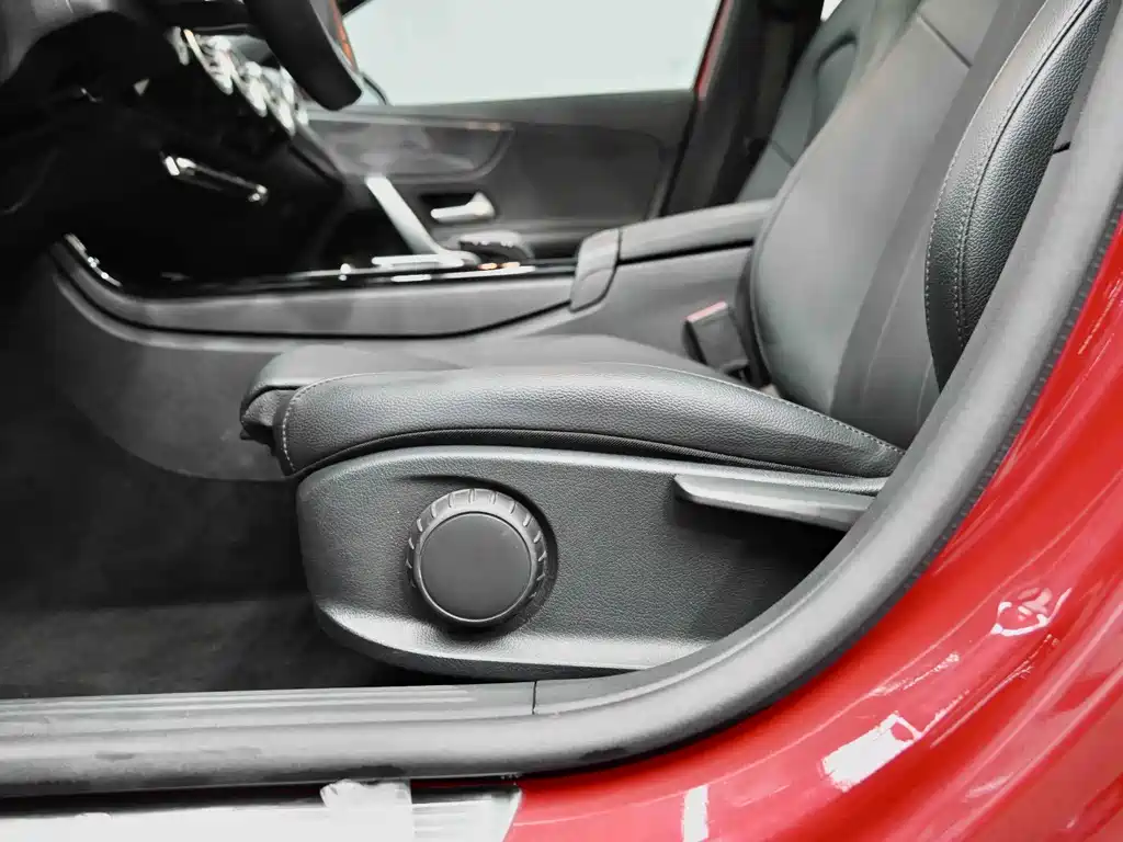 Mercedes-Benz A-Class 2022 A 200 L Sports Sedan Fashionable купить на сайте DeffCars